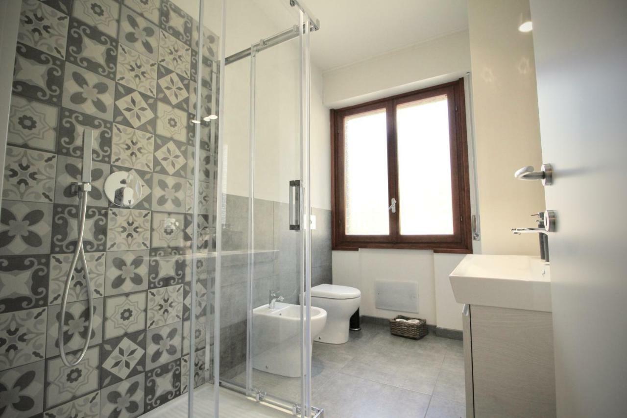 Pepe Nero Apartment Bordighera Exterior foto